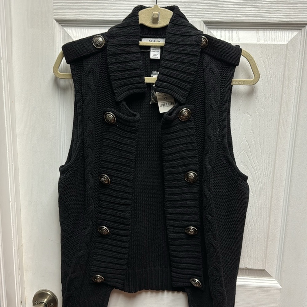 STYLE AND COMPANY SWEATER VEST